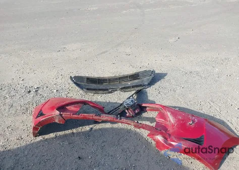 2018 Toyota Corolla Le из США, поврежденный, VIN 2T1BURHE4JC008207